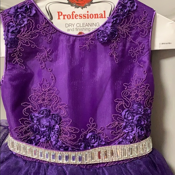 Wedding formal/ Princess Dress - Picture 2 of 5